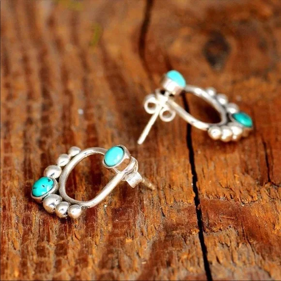 “Native Dreamer” Turquoise Antique Sterling Silver Vintage Stud Bohemian Earring - Picture 4 of 6